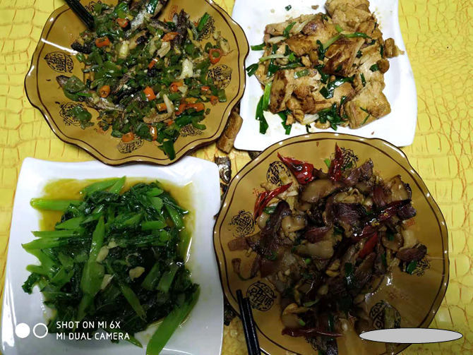 梵净山小河村小杨家
